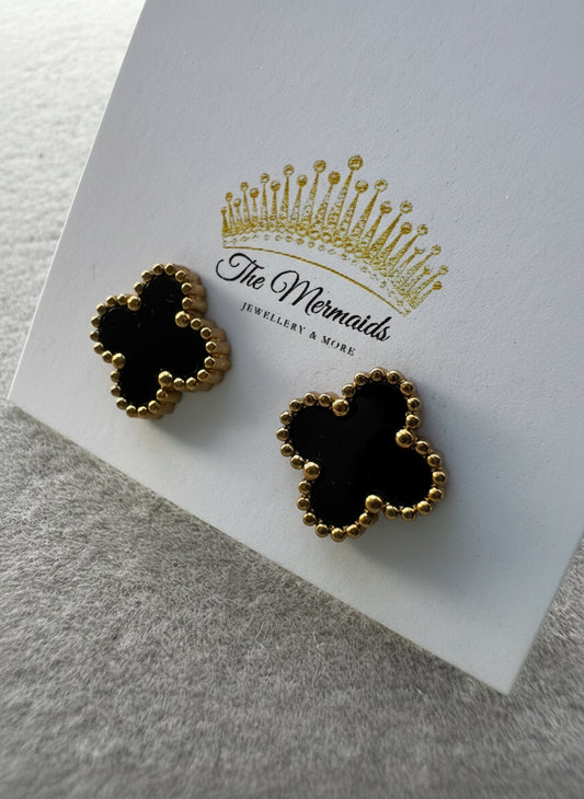 #vancleef black stud earrings